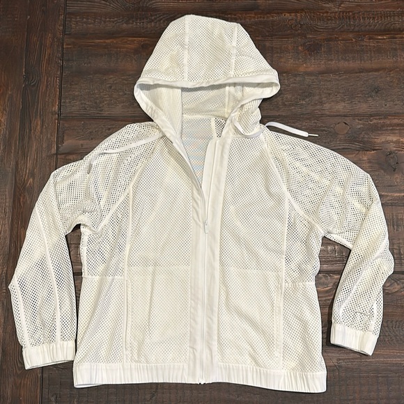 Lululemon Mesh on Mesh Jacket. See pics for sizing. - Picture 1 of 9